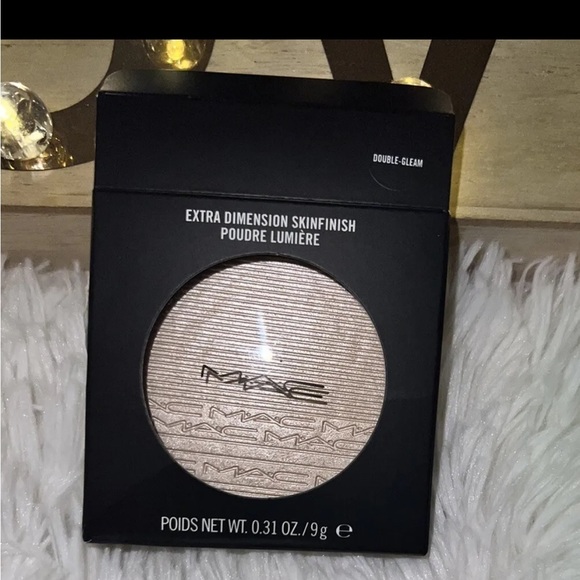 mac EXTRA DIMENSION SKINFINISH HIGHILIGHTER - Picture 5 of 5
